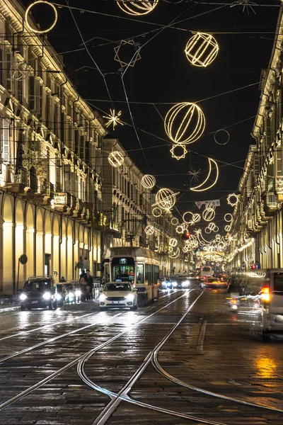 Via Po i juletid i Turin, Italien — Stockfoto