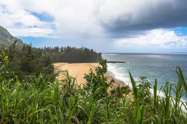 Baía de Hanalai em Kauai, Havaí — Fotografia de Stock