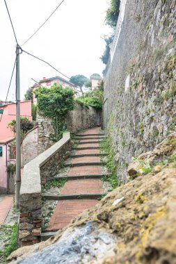 Alley in Lerici, Italya