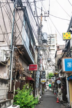 Tokyo, Japonya, Asya - 27 Ağustos 2019: Tokyo 'daki Shinjuku Mahallesi