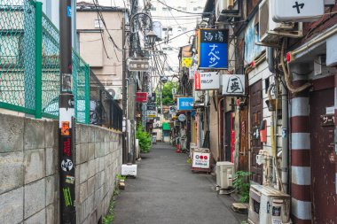 Tokyo, Japonya, Asya - 27 Ağustos 2019: Tokyo 'daki Shinjuku Mahallesi