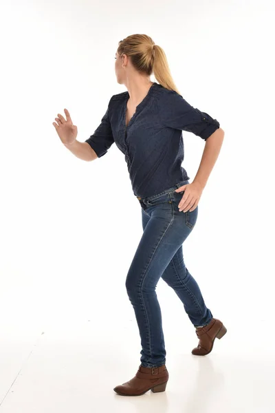 Full Length Portrait Blonde Girl Wearing Simple Blue Shirt Jeans — Stock Photo, Image