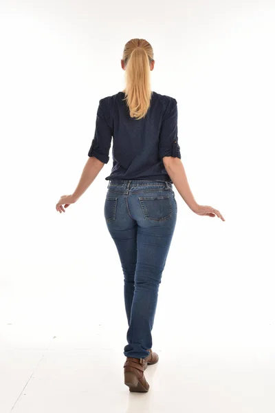 Full Length Portrait Blonde Girl Wearing Simple Blue Shirt Jeans — Stock Photo, Image