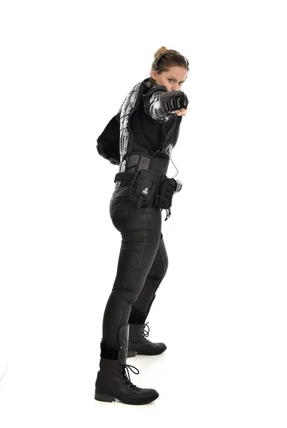 Full Length Portrait Female Soldier Wearing Black Tactical Armour Facing — Stock Photo, Image