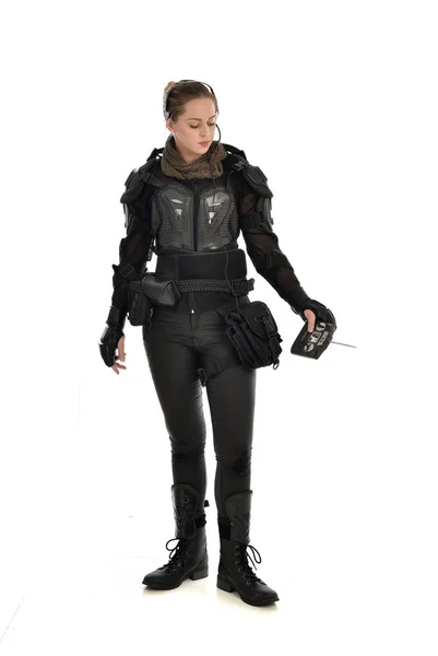 Full Length Portrait Female Soldier Wearing Black Tactical Armour Holding — Stock Photo, Image