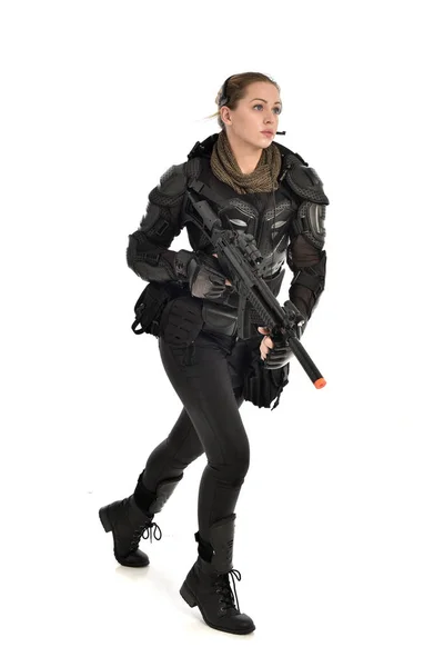 Full Length Portrait Female Soldier Wearing Black Tactical Armour Holding — Stock Photo, Image