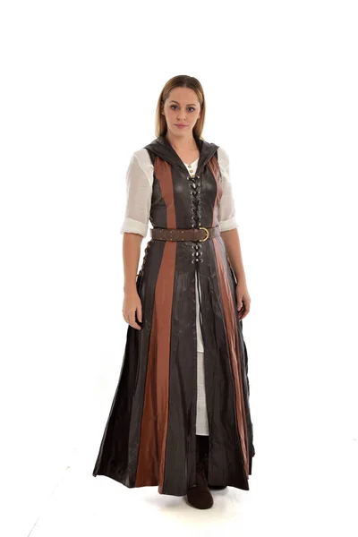 Full Length Portrait Girl Wearing Brown Leather Medieval Costume Standing — Stock Photo, Image