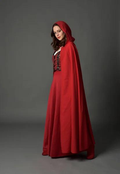 Full Length Portrait Brunette Lady Wearing Red Fantasy Costume Cloak — Stock Photo, Image