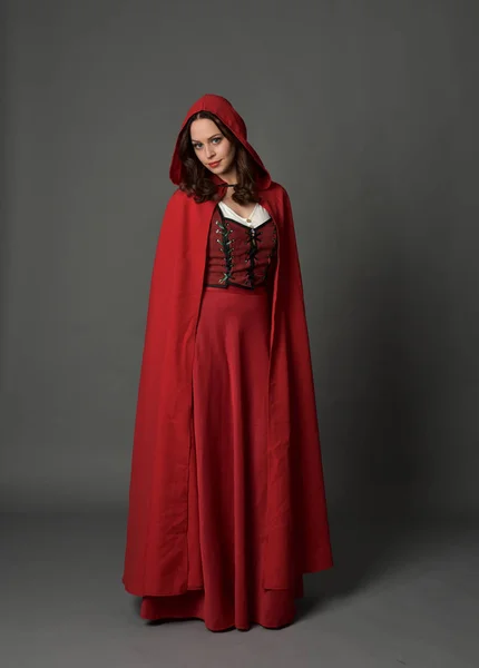 Full Length Portrait Brunette Lady Wearing Red Fantasy Costume Cloak — Stock Photo, Image