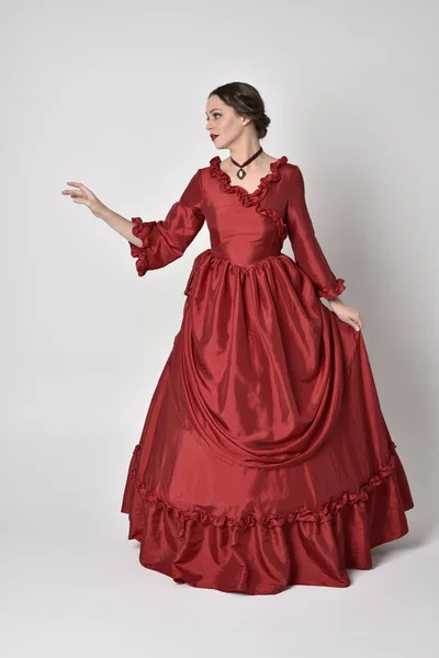 Full Length Portrait Brunette Girl Wearing Red Silk Victorian Gown — Stock Photo, Image