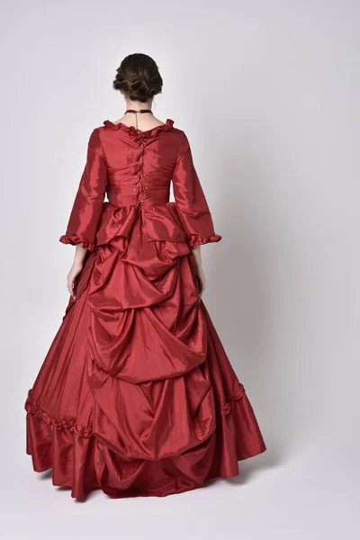 Full Length Portrait Brunette Girl Wearing Red Silk Victorian Gown — Stock Photo, Image