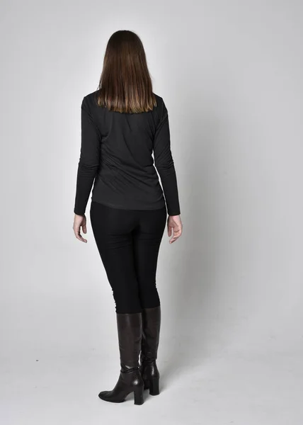 Full Length Portrait Pretty Brunette Girl Wearing Black Shirt Leather — Stock Photo, Image