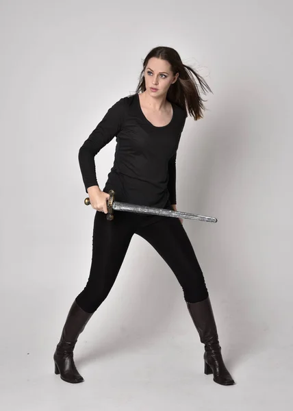 Full Length Portrait Pretty Brunette Girl Wearing Black Shirt Leather — Stock Photo, Image