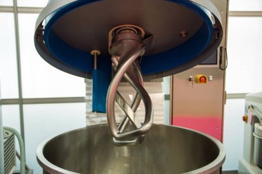 Hamur yoğurma makinesi üretim yakın çekim