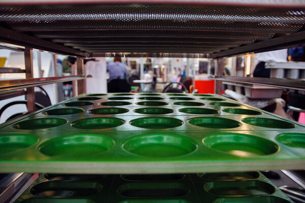 plastic green baking moulds used in the production