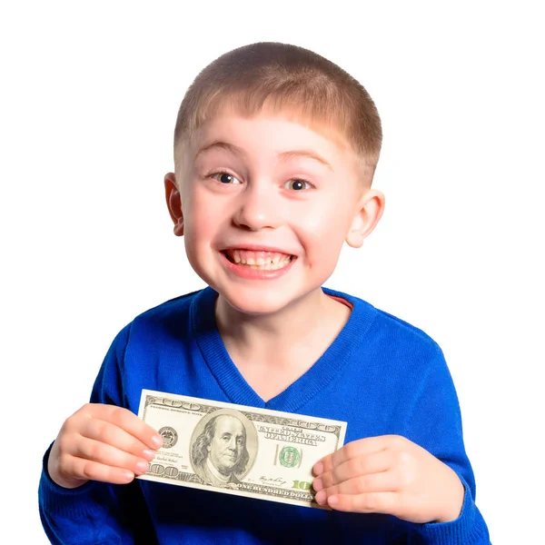 青いセーターの小さな男の子の笑顔し、100 ドルを保持 — ストック写真