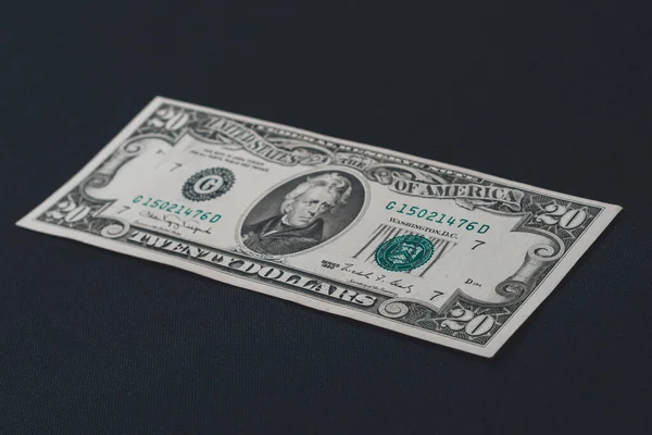 Siyah arka planda izole edilmiş 120 dolarlık banknot.. — Stok fotoğraf
