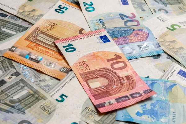 Различные банкноты евро, хорошая текстура бумажных денег . — стоковое фото