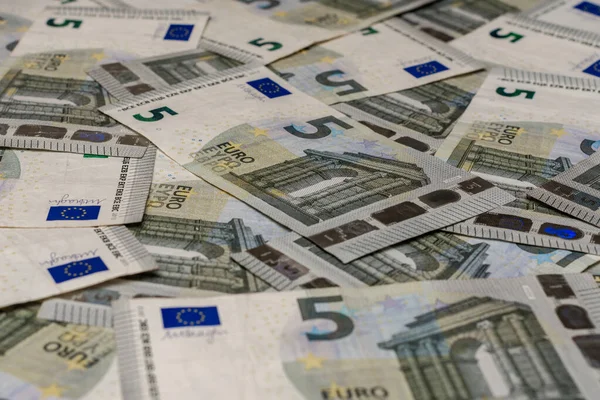 Textura con denominaciones de 5 euros, euro Moneda europea . — Foto de Stock