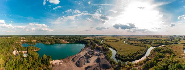 Hermoso Panorama Del Campo Una Cantera Basalto Con Los Ríos — Foto de Stock