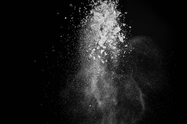 Siyah zemin 2020 'de izole edilmiş muhteşem beyaz toz deseni.