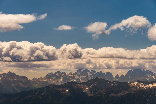 Impresionante vista desde 3000 metros en Val di Sole — Foto de Stock