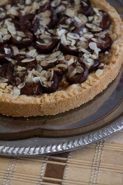 Hazır yemek: erikli ve badem yapraklı turta - Macar mutfağı, yemek fotoğrafçılığı