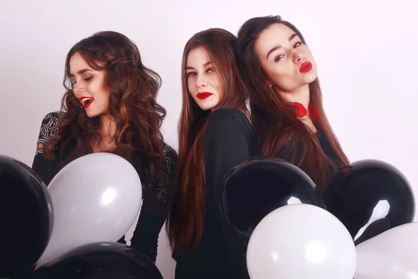 Verrückte Party Zeit Von Drei Schönen Stilvollen Frauen Elegantem Lässigem — Stockfoto