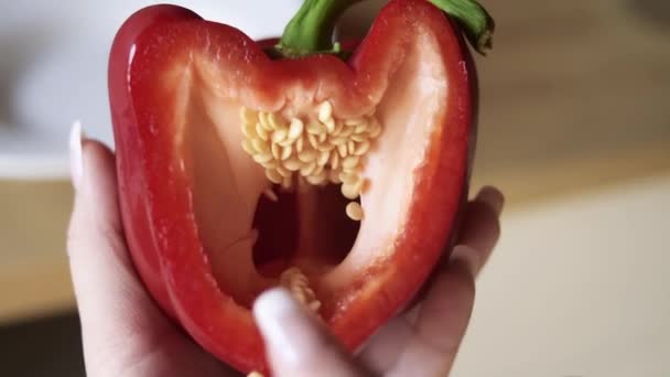 Girl Shows Red Pepper Red Pepper Cut All Insides Girl — Stock Video