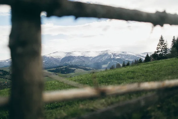 Şaşırtıcı Görünümü Dağlara Güzel Manzara — Stok fotoğraf