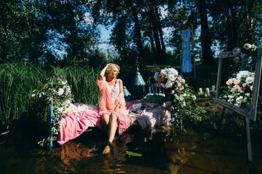 Sabah açık havada güzel gelin