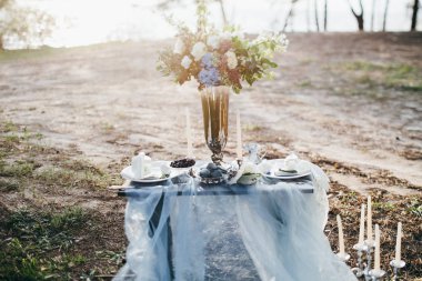 güzel düğün günü dekorasyon, Masa seti 