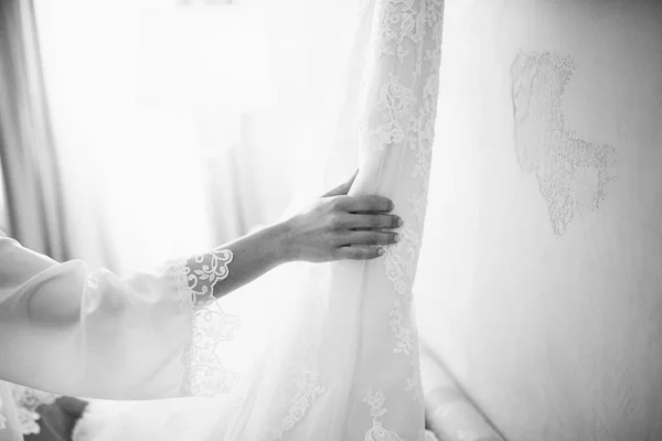 Gyönyörű Menyasszony Ruha — Stock Fotó