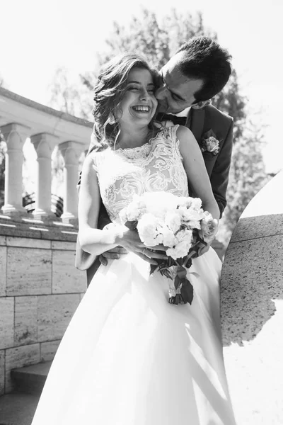 Beautiful Couple Newlyweds Embracing Steps — Stock Photo, Image