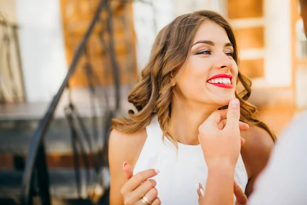 Young Beautiful Couple Posing City — Stock Photo, Image