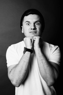 Cool adam moda Studio'da poz