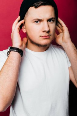 Cool adam moda Studio'da poz