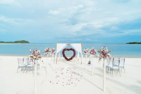 Beach düğün mekanı okyanus arka plan ile Koh Samui, Tayland açık