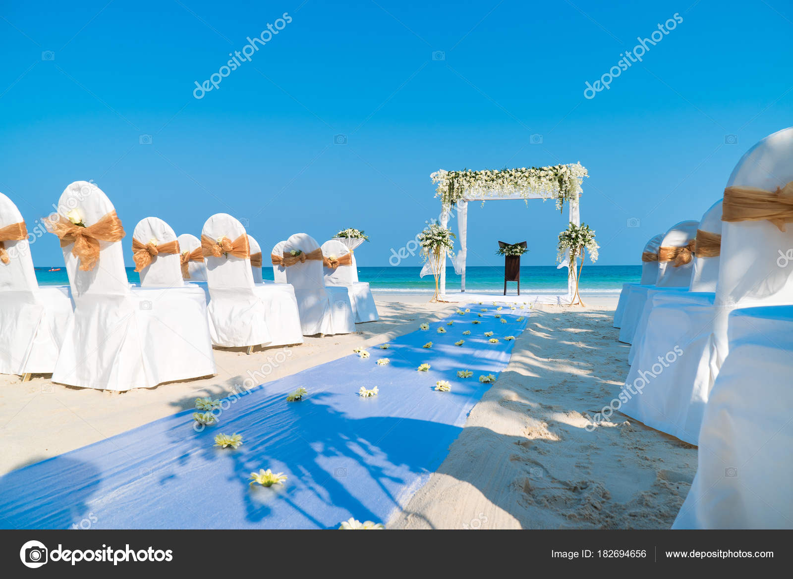 Floral Flowers Wedding Arches Decoration Wedding Altar Beach