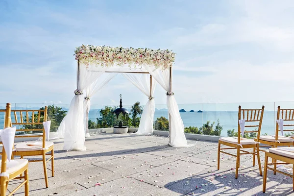 Arcos Boda Flores Decoración Floral Fondo Marino — Foto de Stock