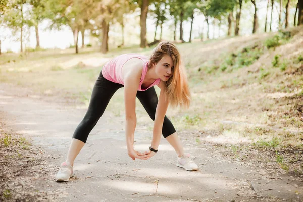 Deportes Chica Calentando — Foto de Stock