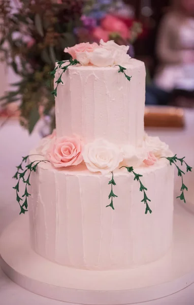 Torta nuziale di lusso — Foto Stock