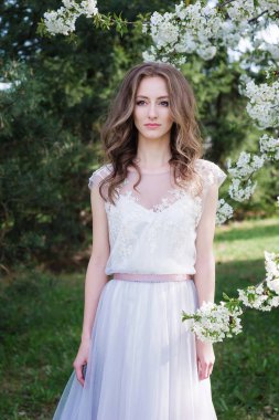 Modern gelin nazik görüntüsü. Düğün portre