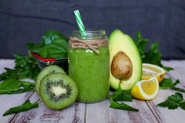 Frischer Avocado Smoothie Auf Holztisch Draufsicht Mit Kopierraum — Stockfoto