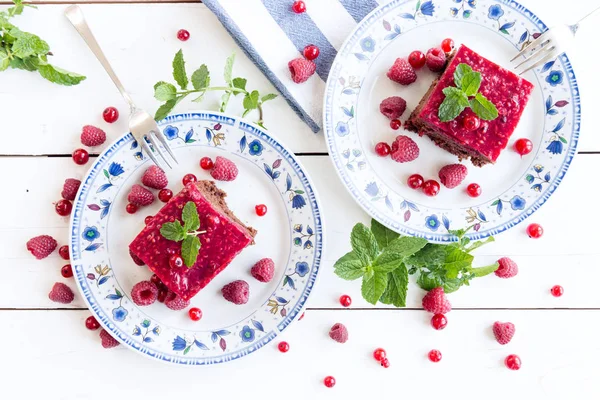 Ahududu Frenk üzümü ribes kek