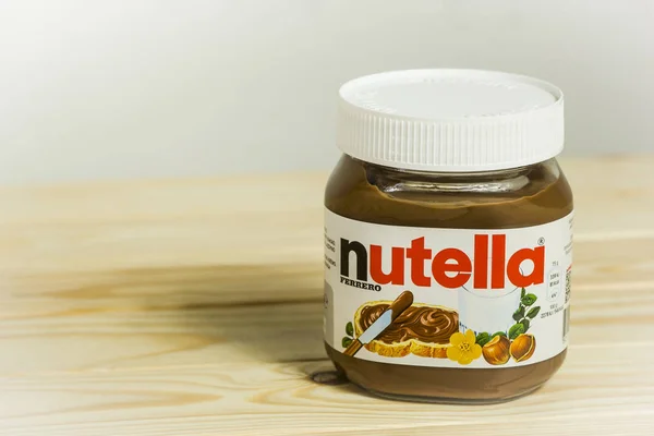 Kyiv Ukraina Agustus 2017 Jar Dari Nutella Cokelat Krim Makanan — Stok Foto