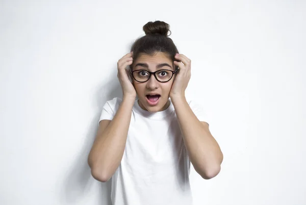 Frightened Girl Sense Fear Shock Young Woman Grabs Her Head — Stock Photo, Image