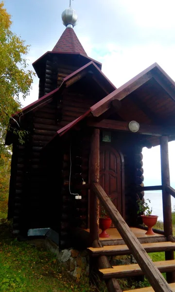 Drewniany Kościół Pobliżu Jeziora Bajkał — Zdjęcie stockowe