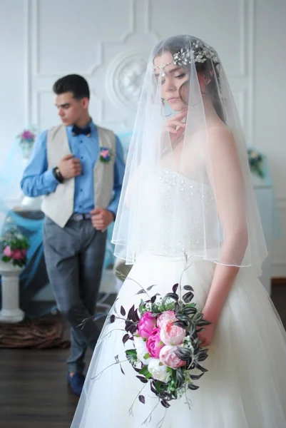 Señores Señoras Novia Novio Una Boda Con Estilo Interior Blanco — Foto de Stock