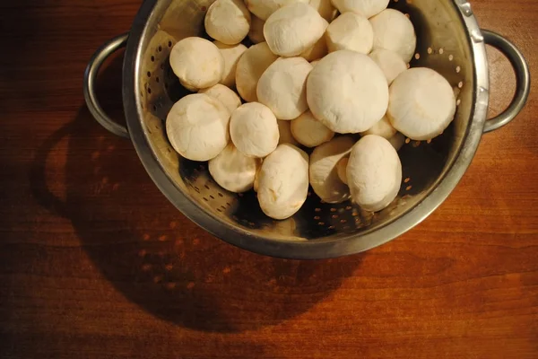 Colander Peeled Mushrooms Cooking Food Home Champignons Saucepan Holes Healthy — Stock Photo, Image